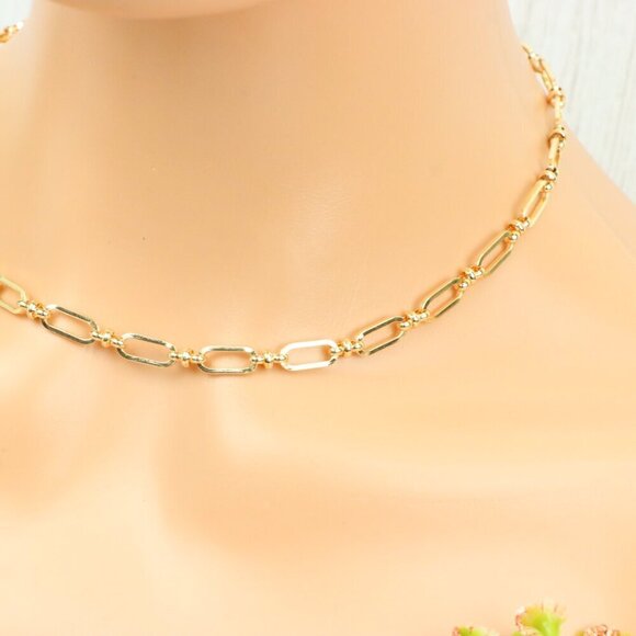 "Minimalist & Elegant Necklace Chain – Perfect for Women & Girls | UNVRC1543 - Picture 3 of 10